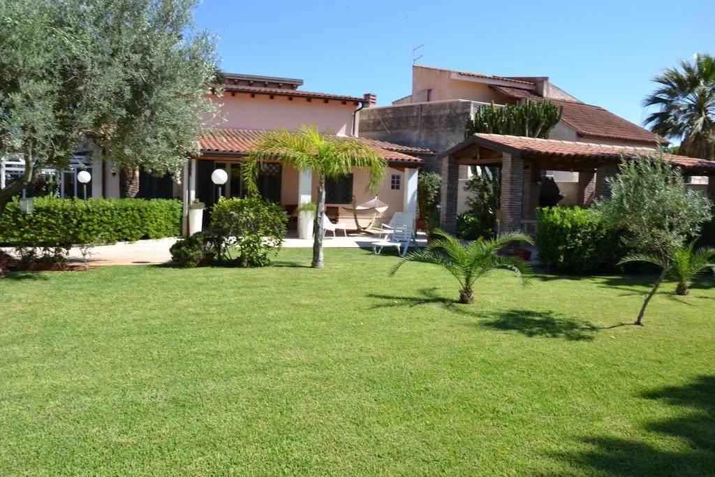 Villa Paola Fontane Bianche Exterior photo