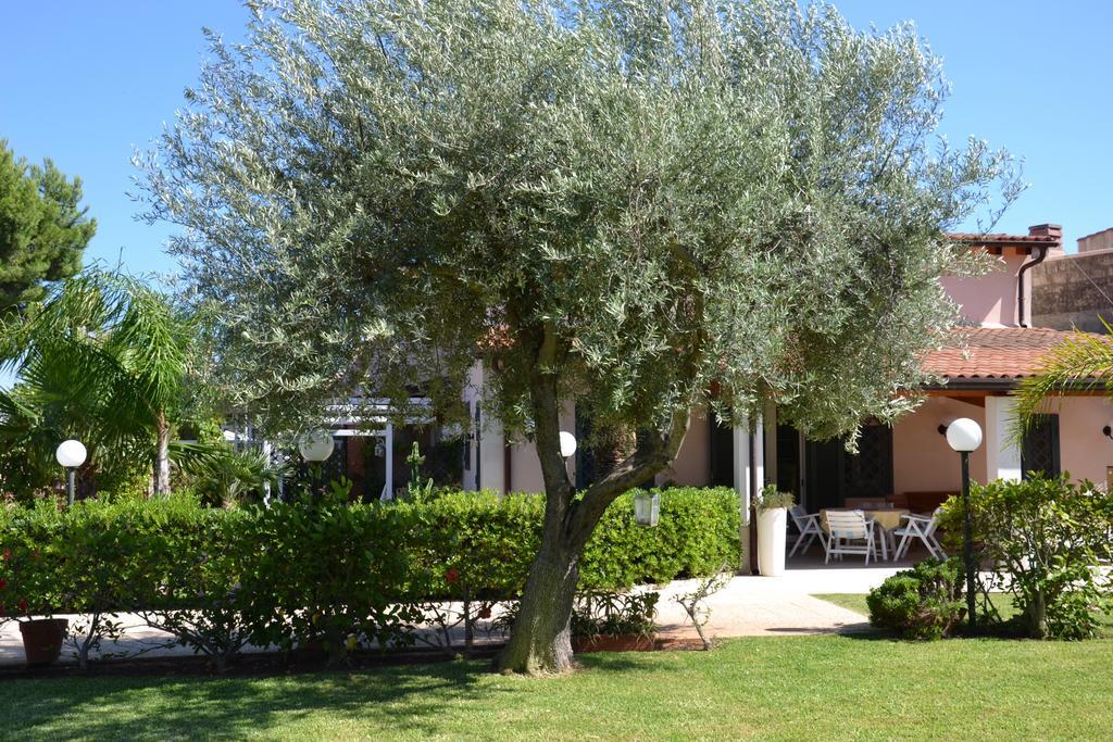 Villa Paola Fontane Bianche Exterior photo